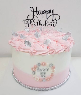 עוגות קצפת בנות