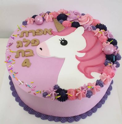 עוגות קצפת בנות