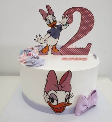 עוגות קצפת בנות