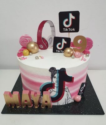 עוגות קצפת בנות