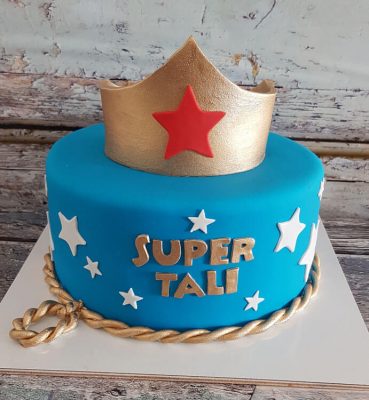 עוגות בצק סוכר למבוגרים