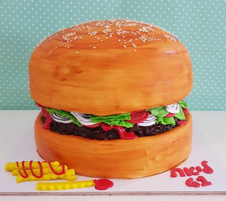 עוגות בצק סוכר למבוגרים