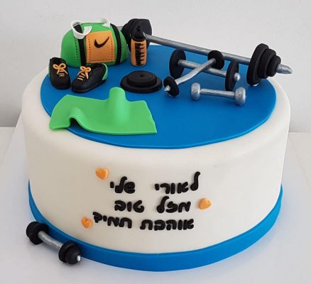 עוגות בצק סוכר למבוגרים