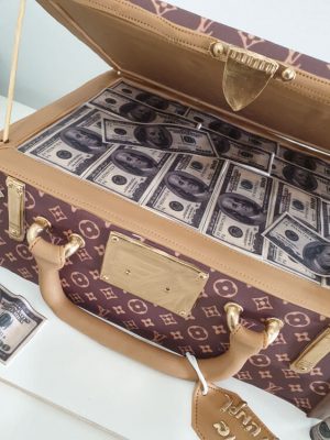 עוגות בצק סוכר למבוגרים