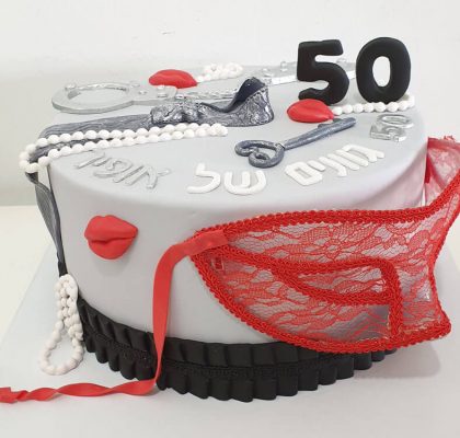 עוגות בצק סוכר למבוגרים