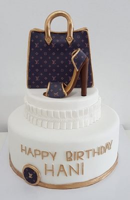 עוגות בצק סוכר למבוגרים