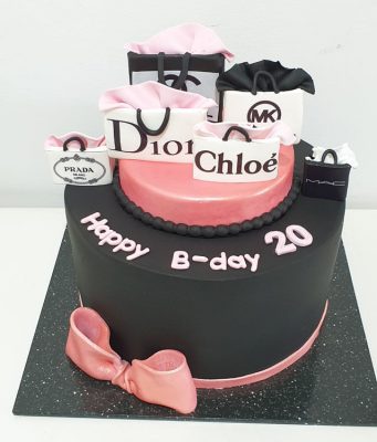 עוגות בצק סוכר למבוגרים