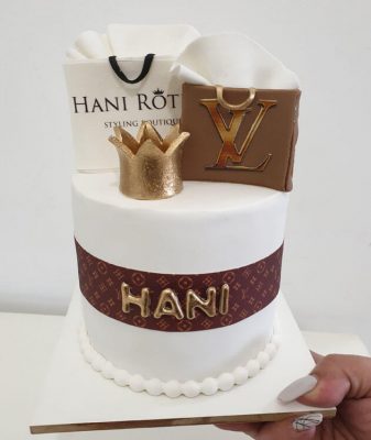 עוגות בצק סוכר למבוגרים