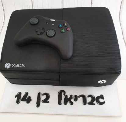 עוגות בצק סוכר בנים