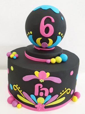 עוגות בצק סוכר בנות