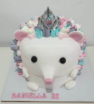 עוגות בצק סוכר בנות