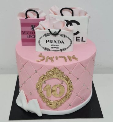 עוגות בצק סוכר בנות