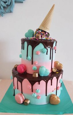 עוגות קצפת דריפ קייק