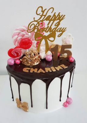 עוגות קצפת דריפ קייק