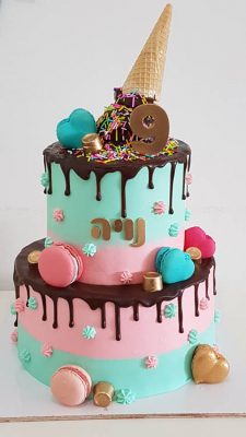 עוגות קצפת דריפ קייק