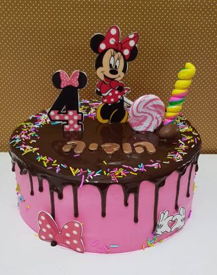 עוגות קצפת דריפ קייק