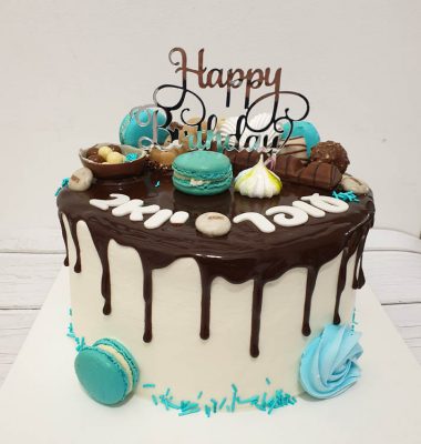 עוגות קצפת דריפ קייק