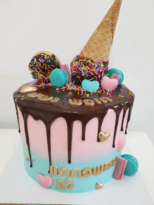 עוגות קצפת דריפ קייק