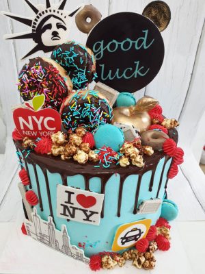 עוגות קצפת דריפ קייק