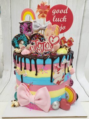 עוגות קצפת דריפ קייק