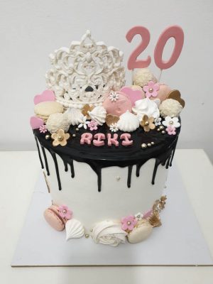 עוגות קצפת דריפ קייק